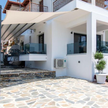 ניקיטי Sithoniars Melora Luxury Apartment מראה חיצוני תמונה