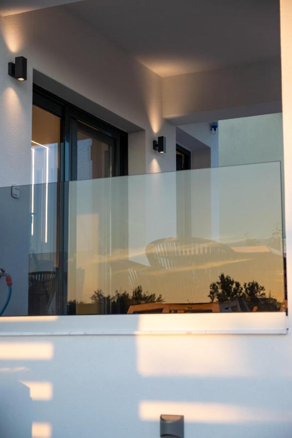 ניקיטי Sithoniars Melora Luxury Apartment מראה חיצוני תמונה